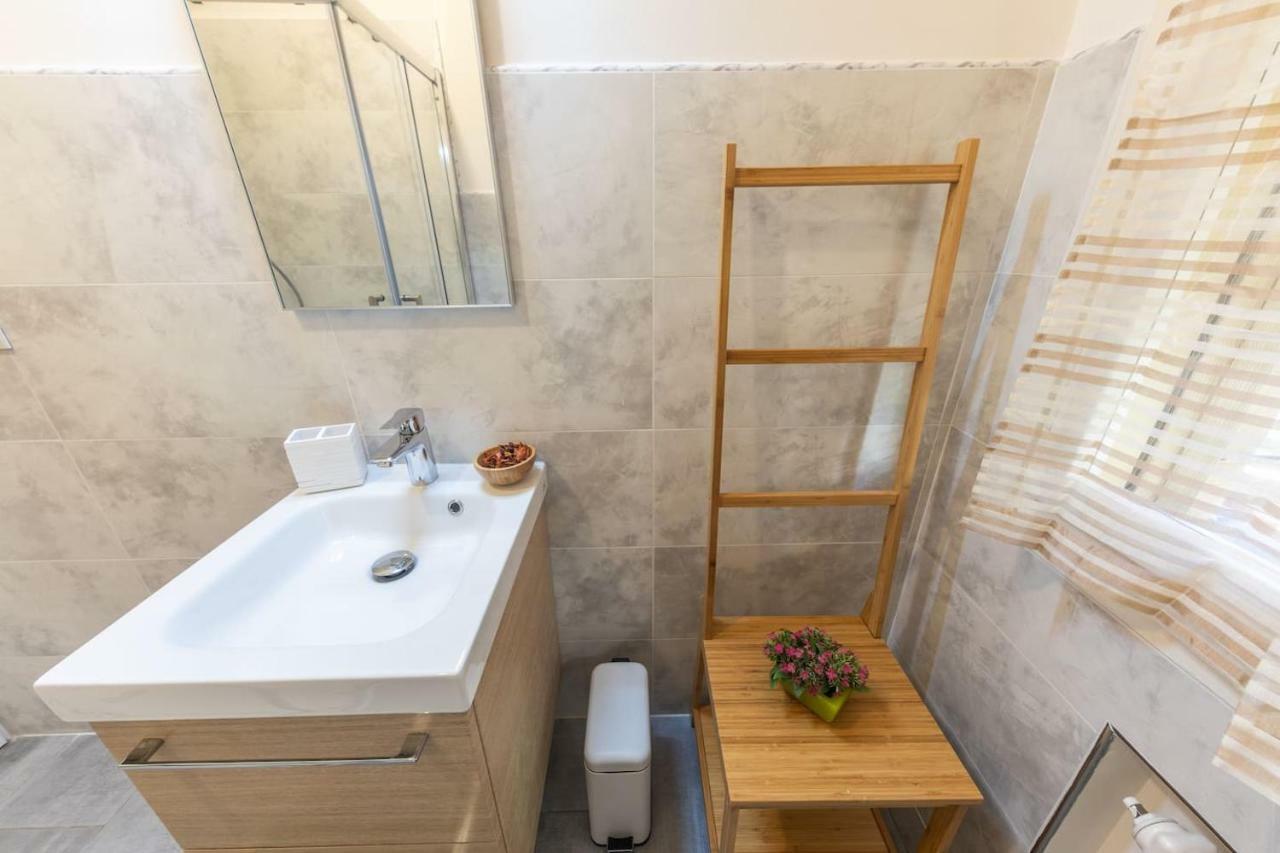 Downtown Bologna Apartment Buitenkant foto